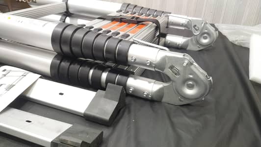 Aluminum A Shape Ladder 8+8 feet