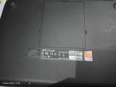 ASUS laptop  used in good condition all okay Total genuine
