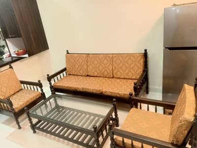 5-Seater Sofa Set - For Sale!