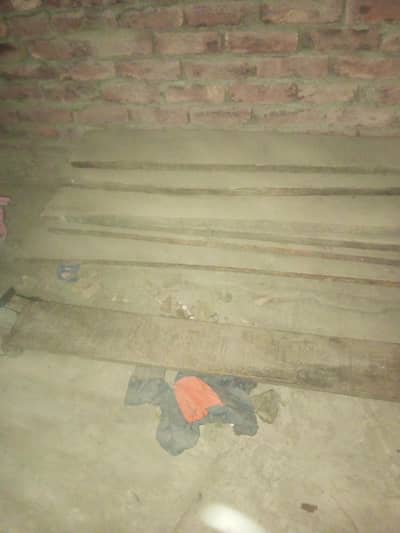 pickup shehzore back phattay