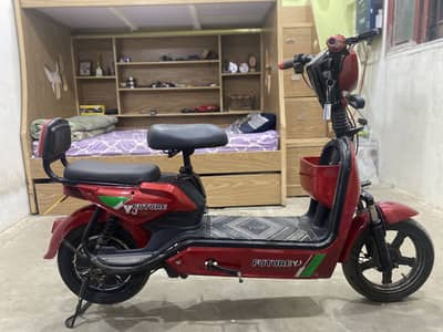 YJ FUTURE ELECTRIC SCOOTER