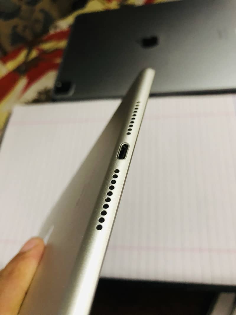 iPad mini 5 4