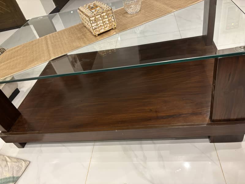 Center table 3