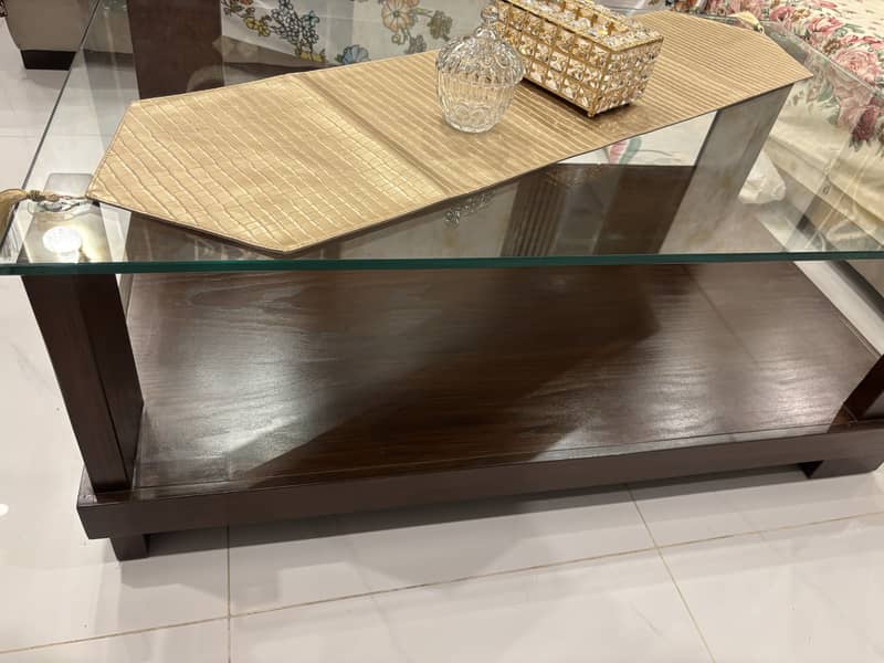 Center table 4