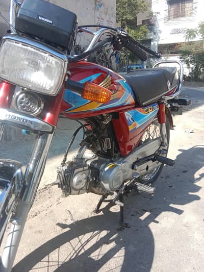 Honda cd 2006 model  golden nomber