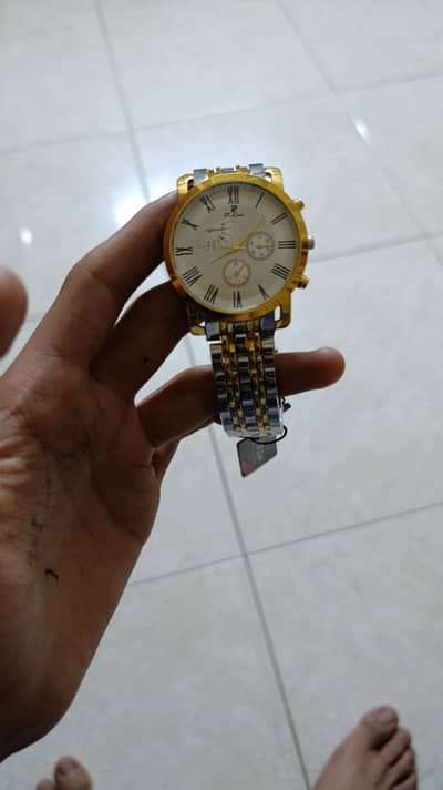 Most cheapest and fashionable watch
