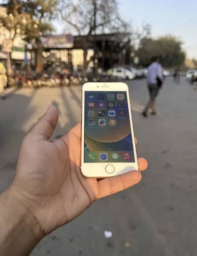 Iphone 8 PTA APPROVED