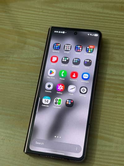 Original Samsung Fold 4 Non PTA for Urgent Sale with b.