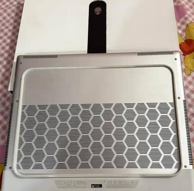 Dell Alienware X16 R1 Gaming laptop Rtx 4080     I9 13Th Gen 240 Hz