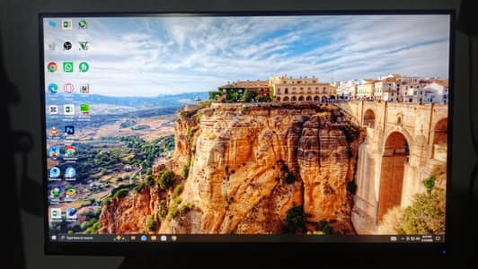 BorderLess Gaming Led 24" for sale full HDR 1080p