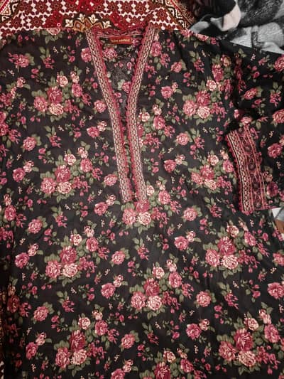 Bin saeed brand 3pc lawn suit medium size