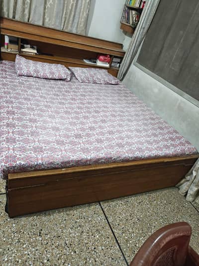 King size bed for sale