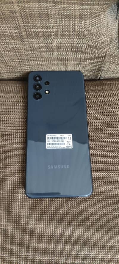 Samsung A32 4GB + 128GB in Original Condition - Unopened/Non Repaired