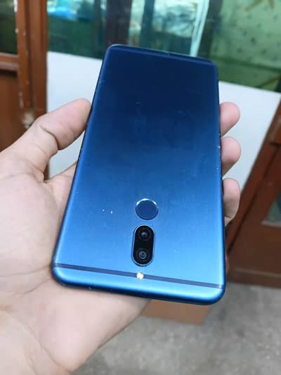 4/64 Huawei Mate 10 Lite official Approved