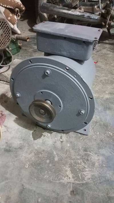 Ac Alternator/Dynamo