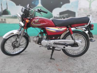 Honda cd70 2014B. . . Engine pack. . Good condition. . price final