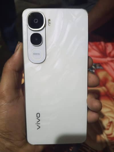 vivo y400