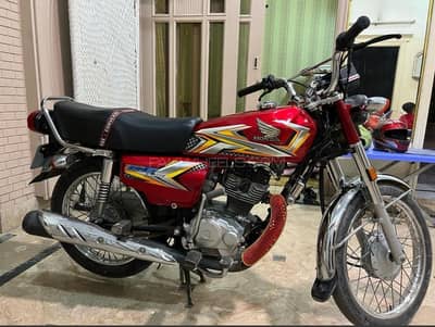 Honda CG 125cc urjent sale 03032858640