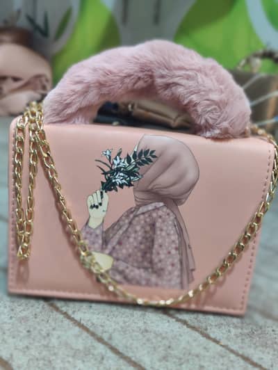 out inn leather bags