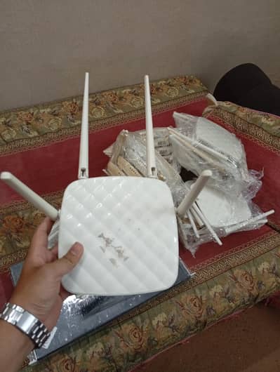 Tenda FH456 300 Mbps Router