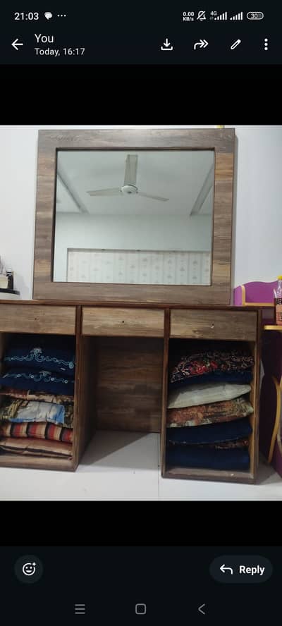 Selling king size bed purchased from Diamond excluding mattress