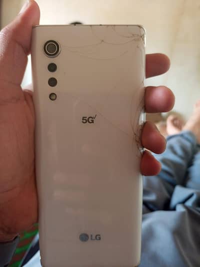 lg valvet non pta 6.128. line hai back thori crack hai edge screen