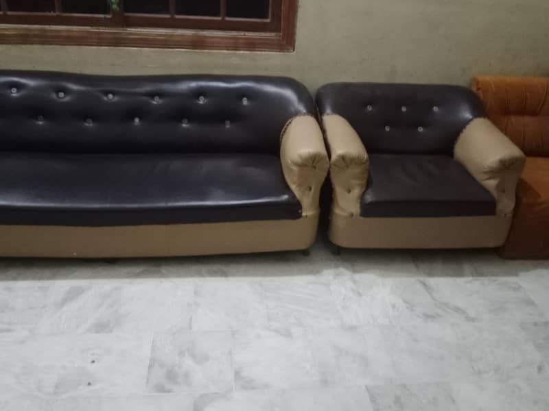5 seater sof for sell 2