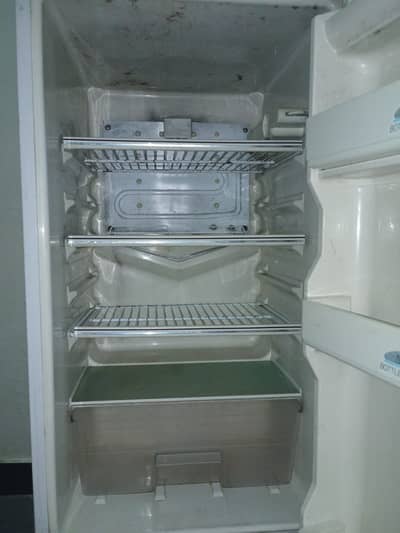 Dawlance refrigerator