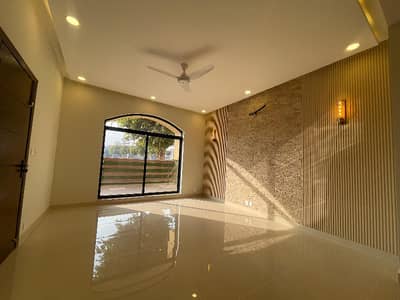 House For Sale In Sector C-1 Best Location For Living AA+Construction Near To Gate 5 Bedroom With Attach Bath Bahria Enclave Islamabad