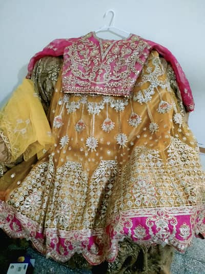 mehndi function lehnga for sale used only once