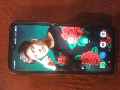 this mobile is condition 10 by 8 model name is infinite hot 8