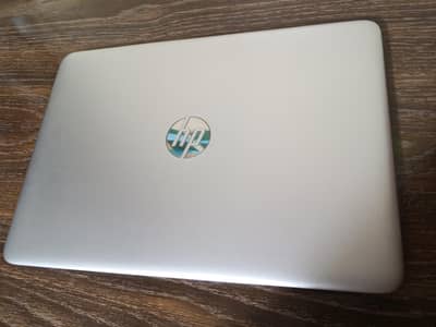 HP laptop, core i5+6 generation, 16gb ram.