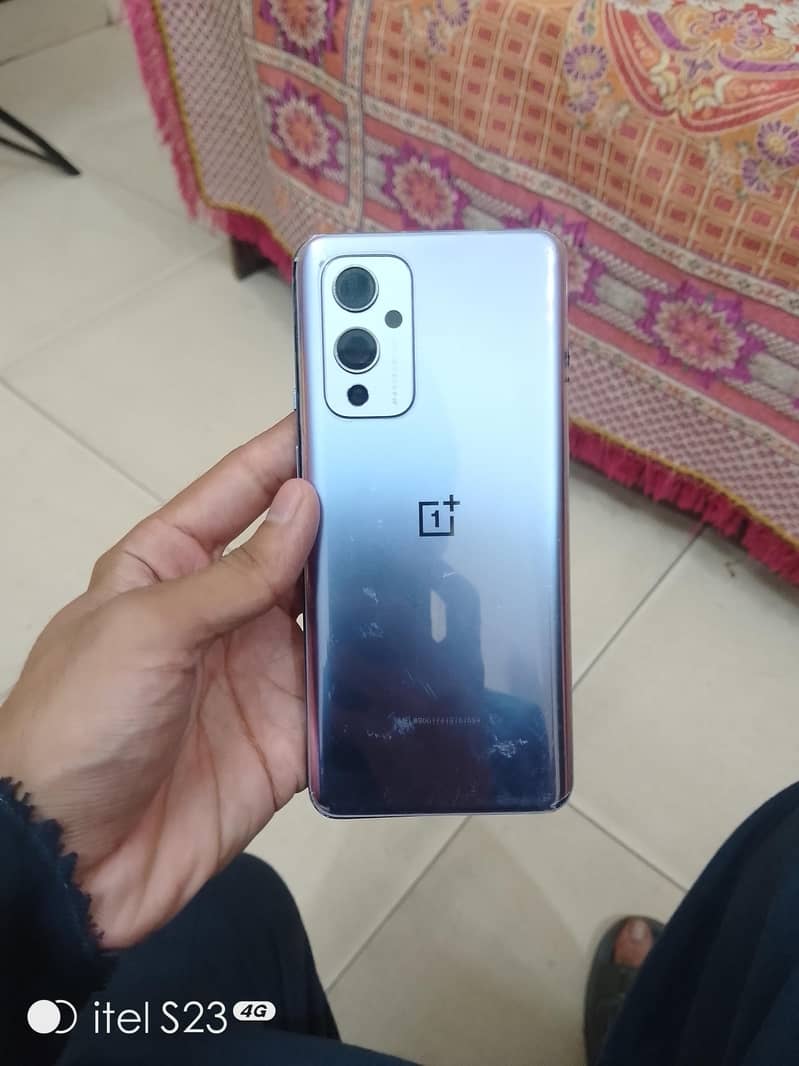 OnePlus 9 0
