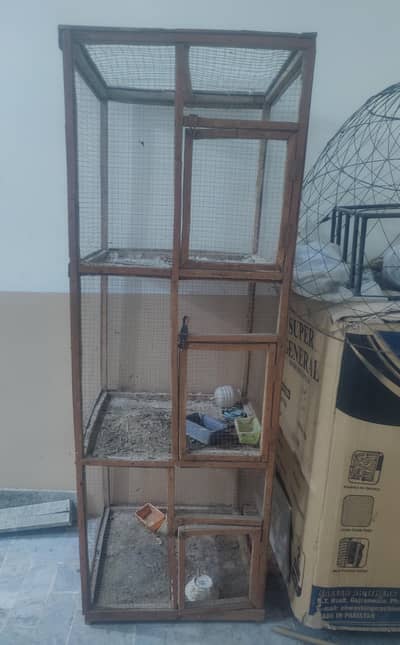 tripple wooden hen cage