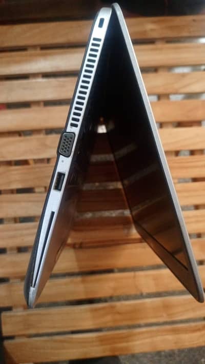 Hp Core i7 6Gen touch screen key light finger print