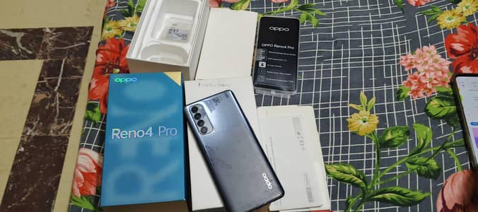 Oppo Reno 4 pro 8/256 condition back sides say ruff hay