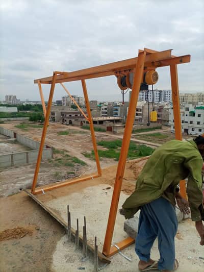 Construction material lift