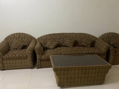 5 seater sofa set with table