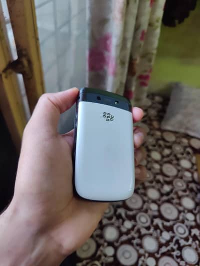 BLACK BERRY TORCH 9800 PTA