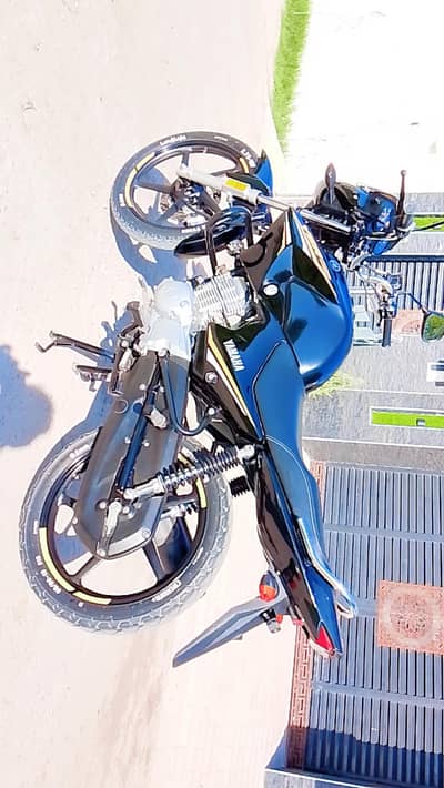 Urgent sale my new Yamaha YBR Lush condition