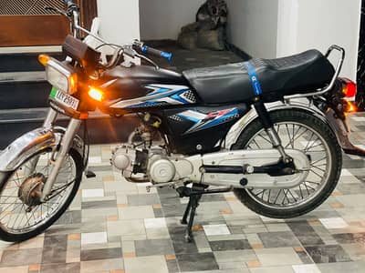 Honda CD70 2017 model 03414133395