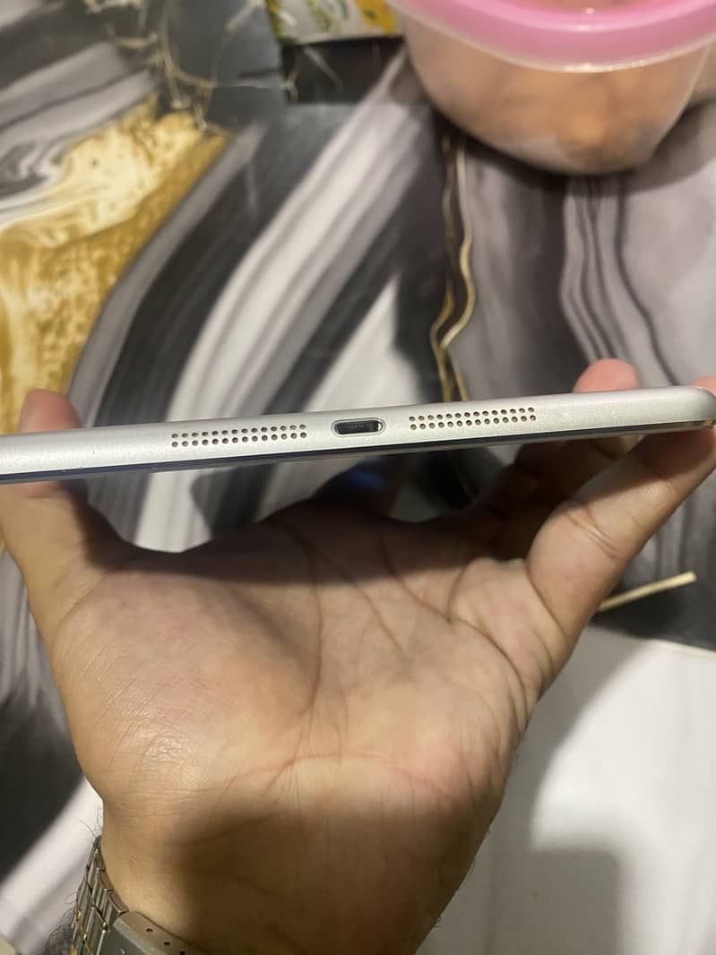 Apple ID MINI 2 3