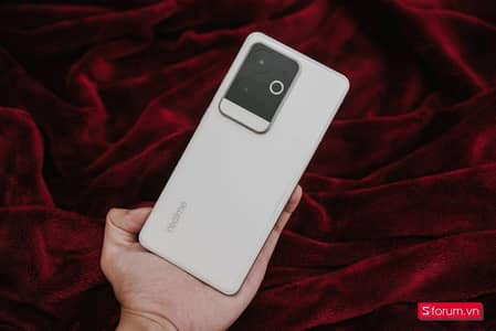 Realme GT6 SD 8 Gen 3 12gb 256gb Official Approved Global Rom