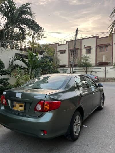 Toyota Corolla GLI 1.3 2011