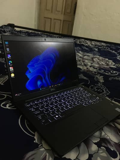 Dell Latitude 7390     (-03195883727-) contact