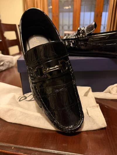Men 3 x Loafers & 1 x Sneaker