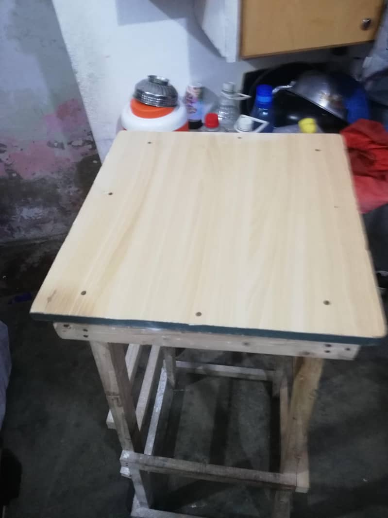 1 large size stool 7