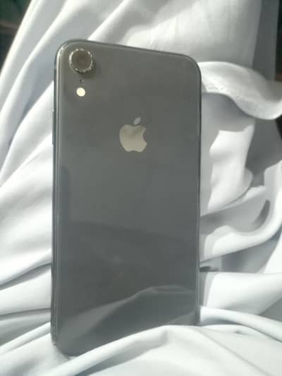iphone xr 64gb