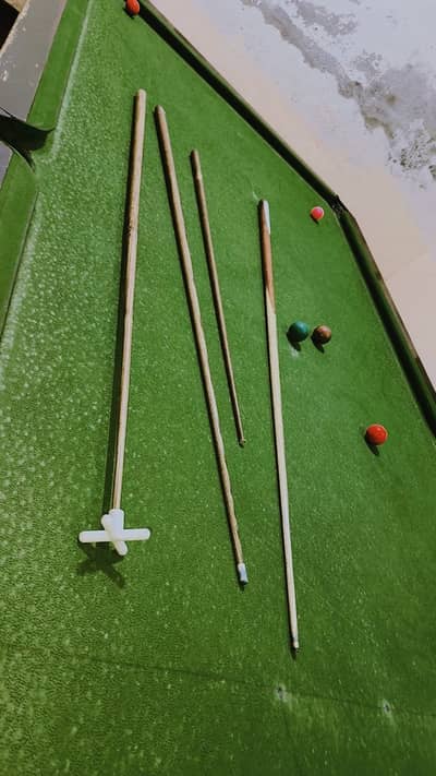 03051584555 Snooker siza 5/10+pices+2long sticks+1small stick+1panga