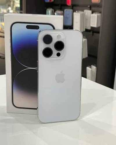 i Phone 8plus, 11,12,13,14,15 pro max on instalment Whatsap 3318609315